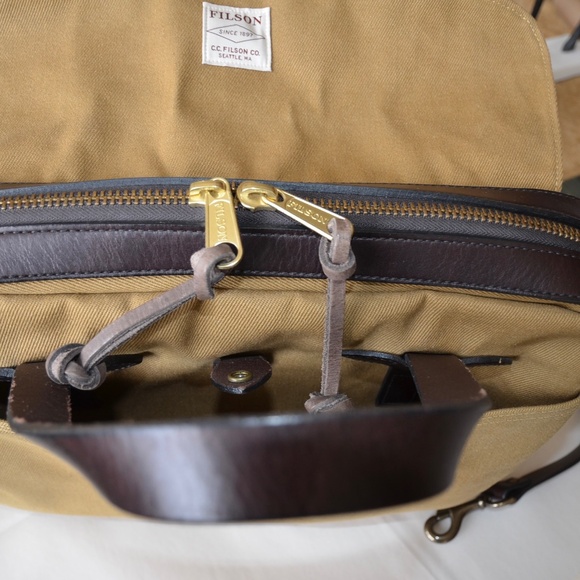 Filson Signature Rugged Twill Briefcase - Picture 5 of 11